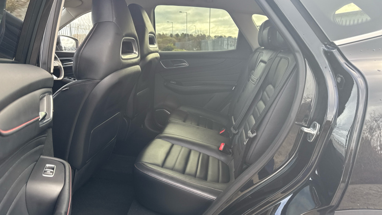 MG HS 1.5 T-GDI PHEV Trophy 5dr Auto Hatchback